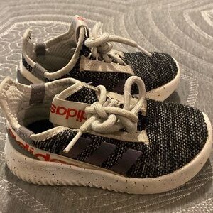 Boys Adidas tennis shoes